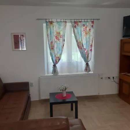 Апартаменты Petrovic Semce Suva Planina *