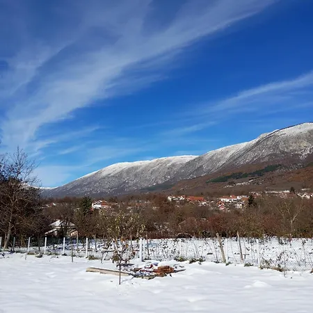 Petrovic Semce Suva Planina Gadzin Han