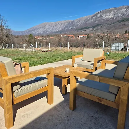 Апартаменты Petrovic Semce Suva Planina *